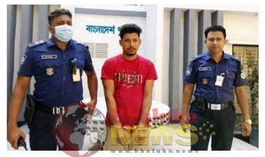 তালাক দেওয়ায় স্ত্রীকে প্রকাশ্যে ছুরিকাঘাত, স্বামী শাকিল আহমেদকে গ্রেপ্তার করেছে কোতোয়ালী মডেল থানা পুলিশ 